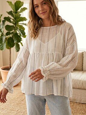 Eka linen blouse size Medium